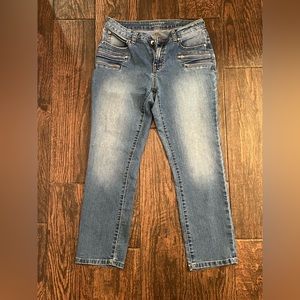 Jennifer Lopez Capri Size 6 brand new without tags